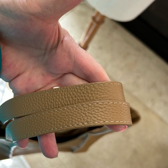 Tote Le Monde  Tan Leather Milan Tote Bag - Picture 9 of 13